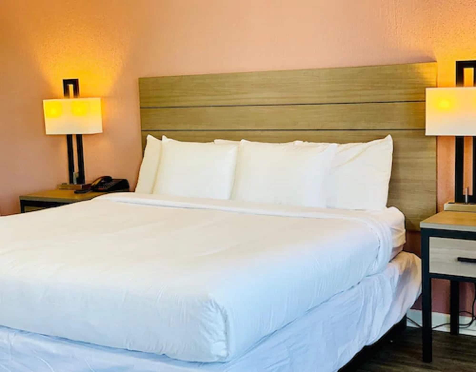 Econo Lodge Inn & Suites Абілін Екстер'єр фото